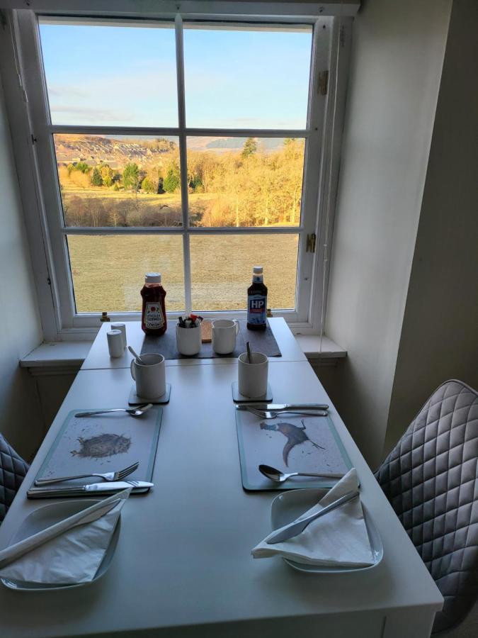 Langhouse Castle Bed And Breakfast Inverkip Экстерьер фото